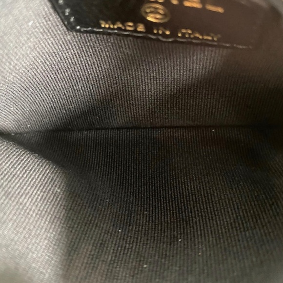 Authentic Chanel Mesh, Shiny Lambskin & Gold-Tone Metal Black Clutch On Chain - Picture 6 of 11